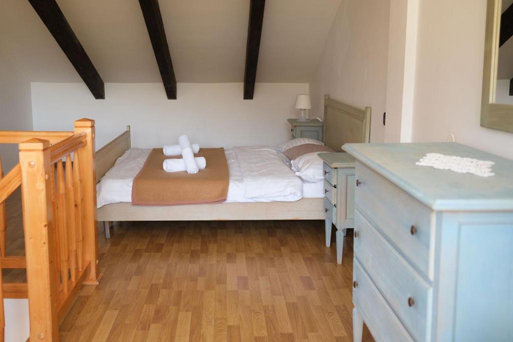 Guest house Pensiunea La Maison Bran (Brasov)